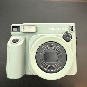 Instax Wide 400 Camera in Mint Green